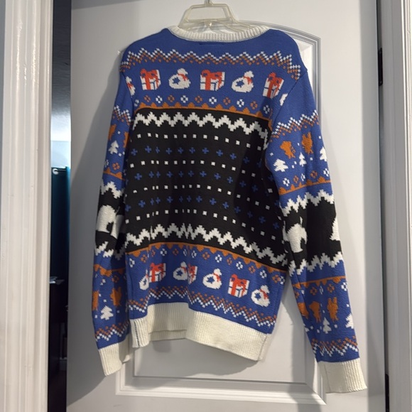 Animal crossing men’s Christmas sweater size large - Picture 2 of 2